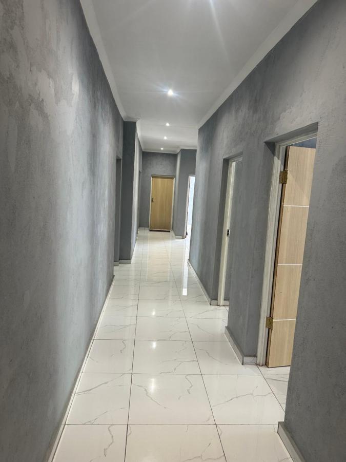 Mangochi Adams Lodges Ltd מראה חיצוני תמונה